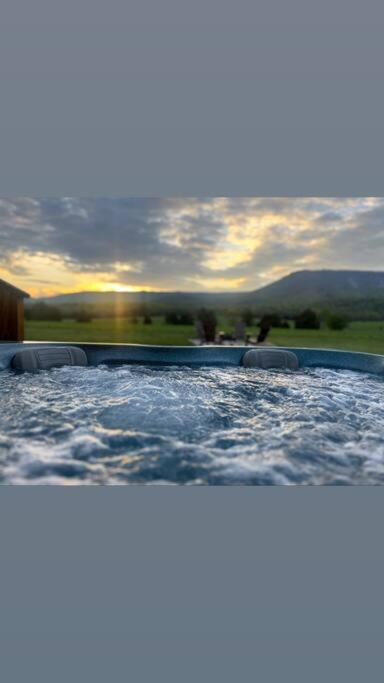 Holly Tree Retreat Located In Beautiful Luray, Va. Villa Luaran gambar