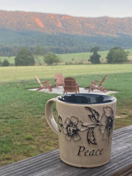 Holly Tree Retreat Located In Beautiful Luray, Va. Villa Luaran gambar
